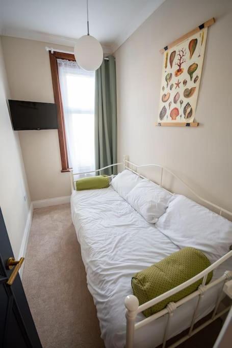 4-Bed Botanical Retreat Villa Plymouth Kültér fotó